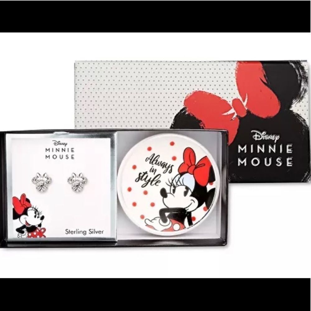 NWT Minnie Mouse Clear Crystal Stud in Sterling Silver with Bonus Trinket Box